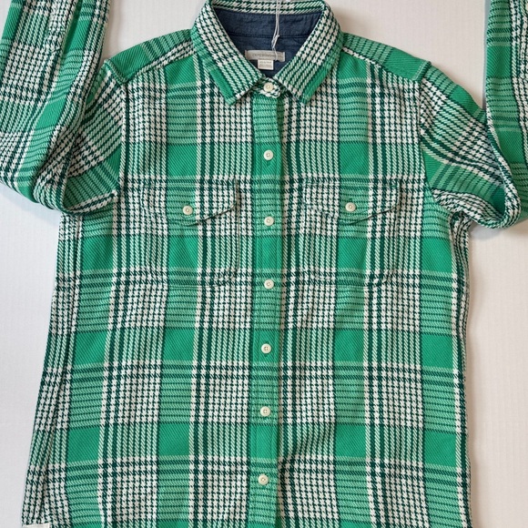 Outerknown Green Checkered Casual Shirt - Picture 3 of 9